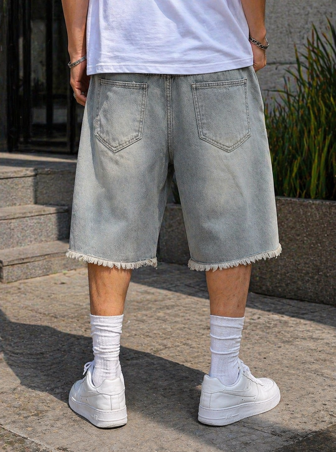 Men’s 2Fifty2 Brand Baggy distressed jean shorts