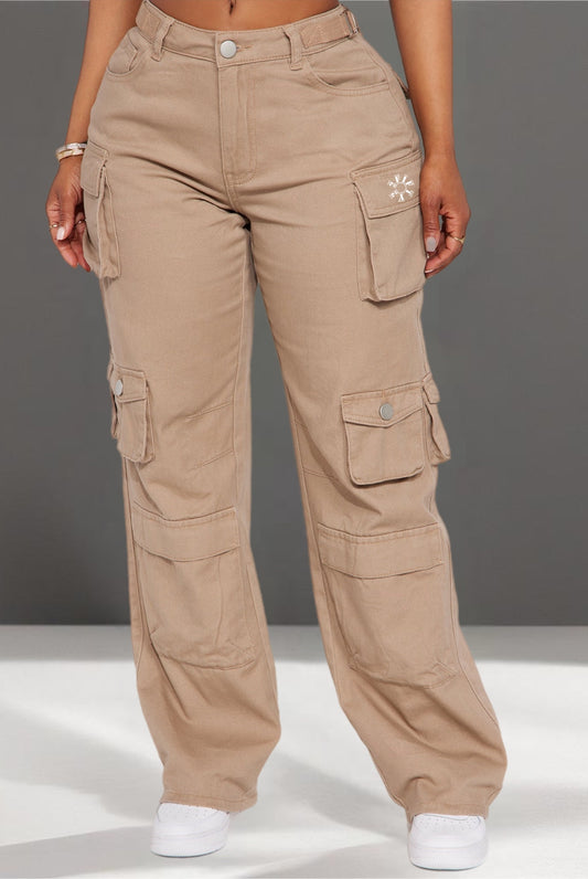 Women’s wide leg cargo pants