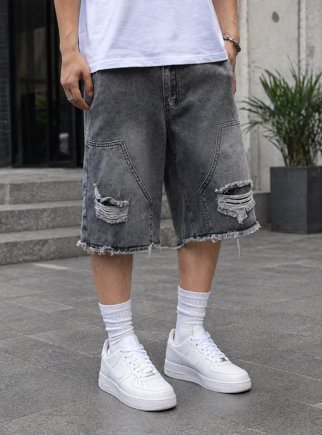 Men’s 2Fifty2 Brand Baggy distressed jean shorts
