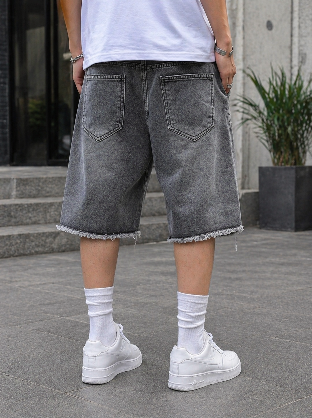 Men’s 2Fifty2 Brand Baggy distressed jean shorts