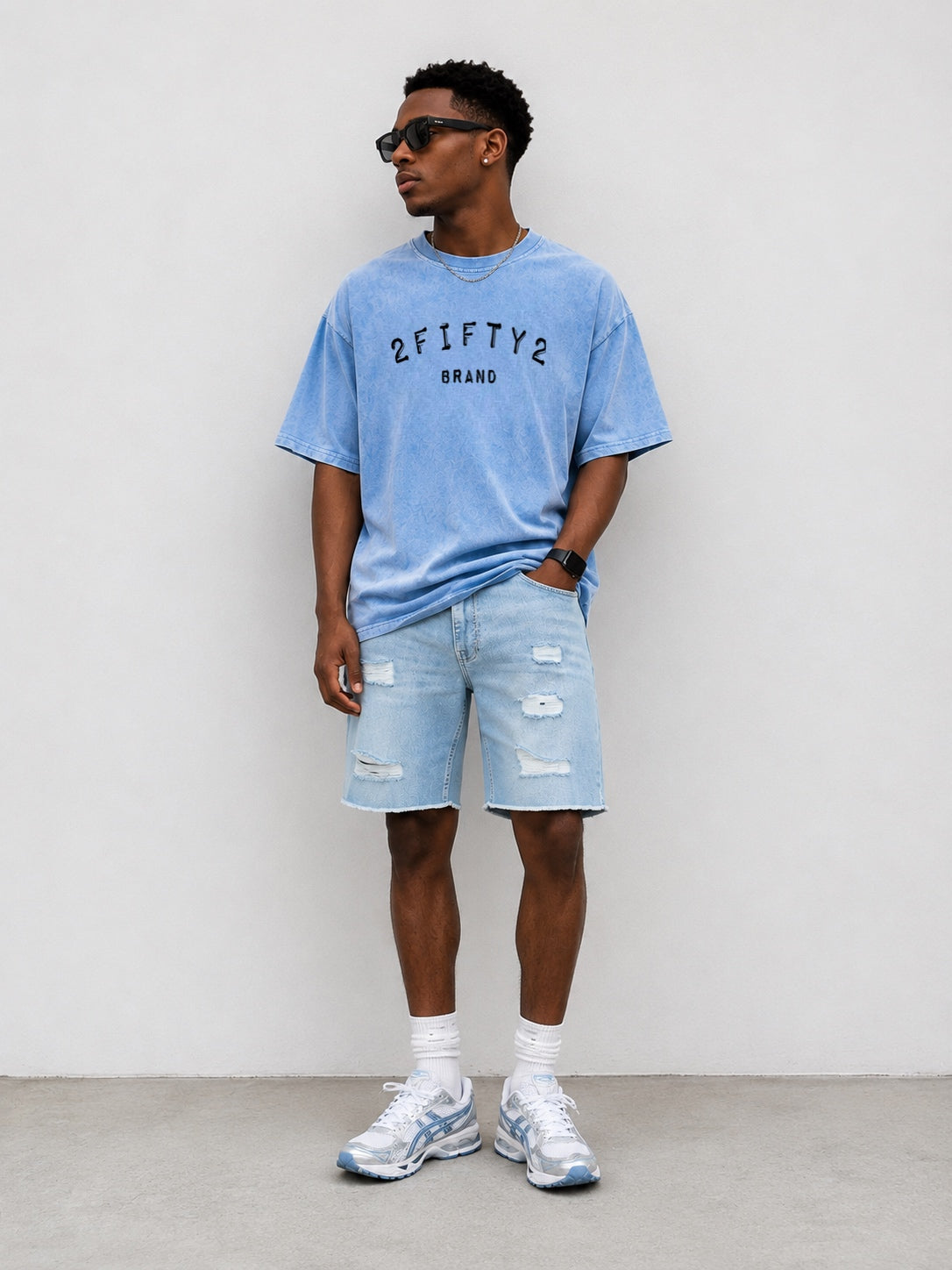 Men’s 2Fifty2 Brand light blue acid wash tee